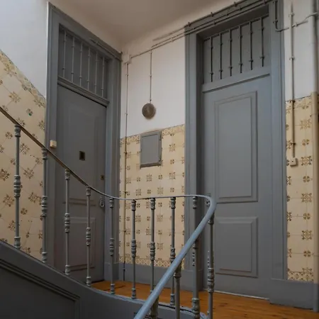 Life In Colour & Art - Charming 3bed ליסבון